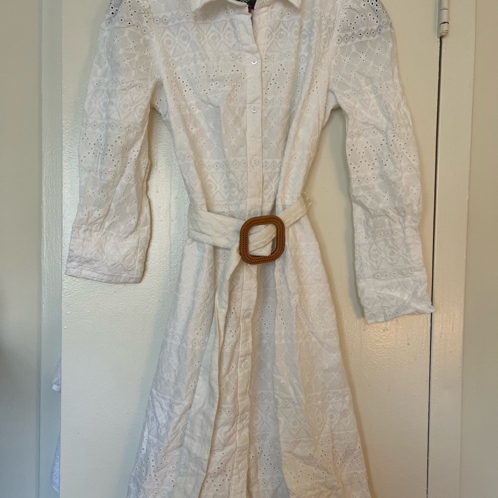 Elegant White Cotton Eyelet Dress Size 2 Vince Camuto